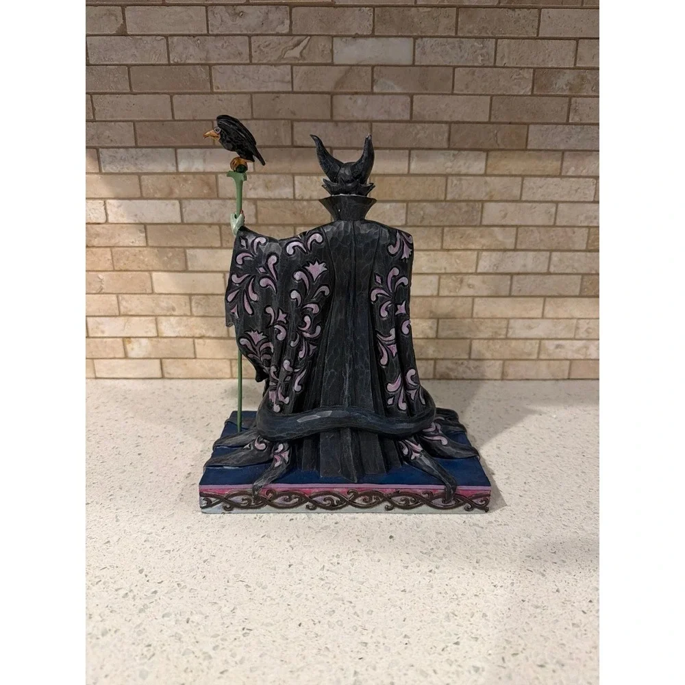 Jim‎ Shore Maleficent Disney Villain light